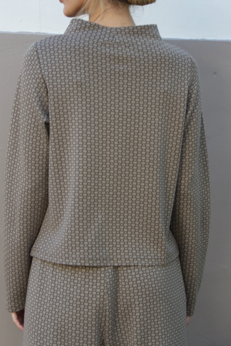 Burma Top